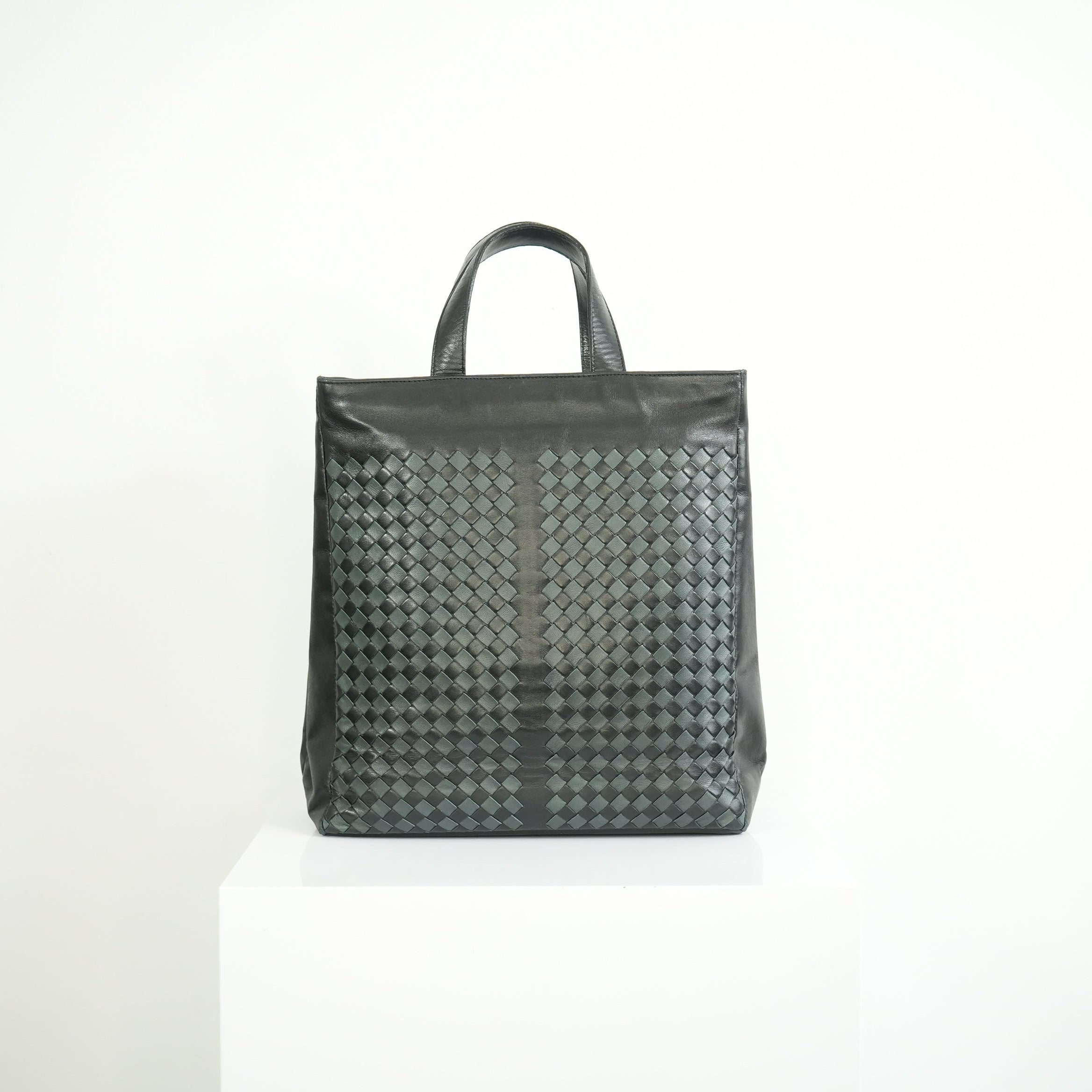 Bottega Veneta Intrecciato Black and Grey Leather Tote Bag