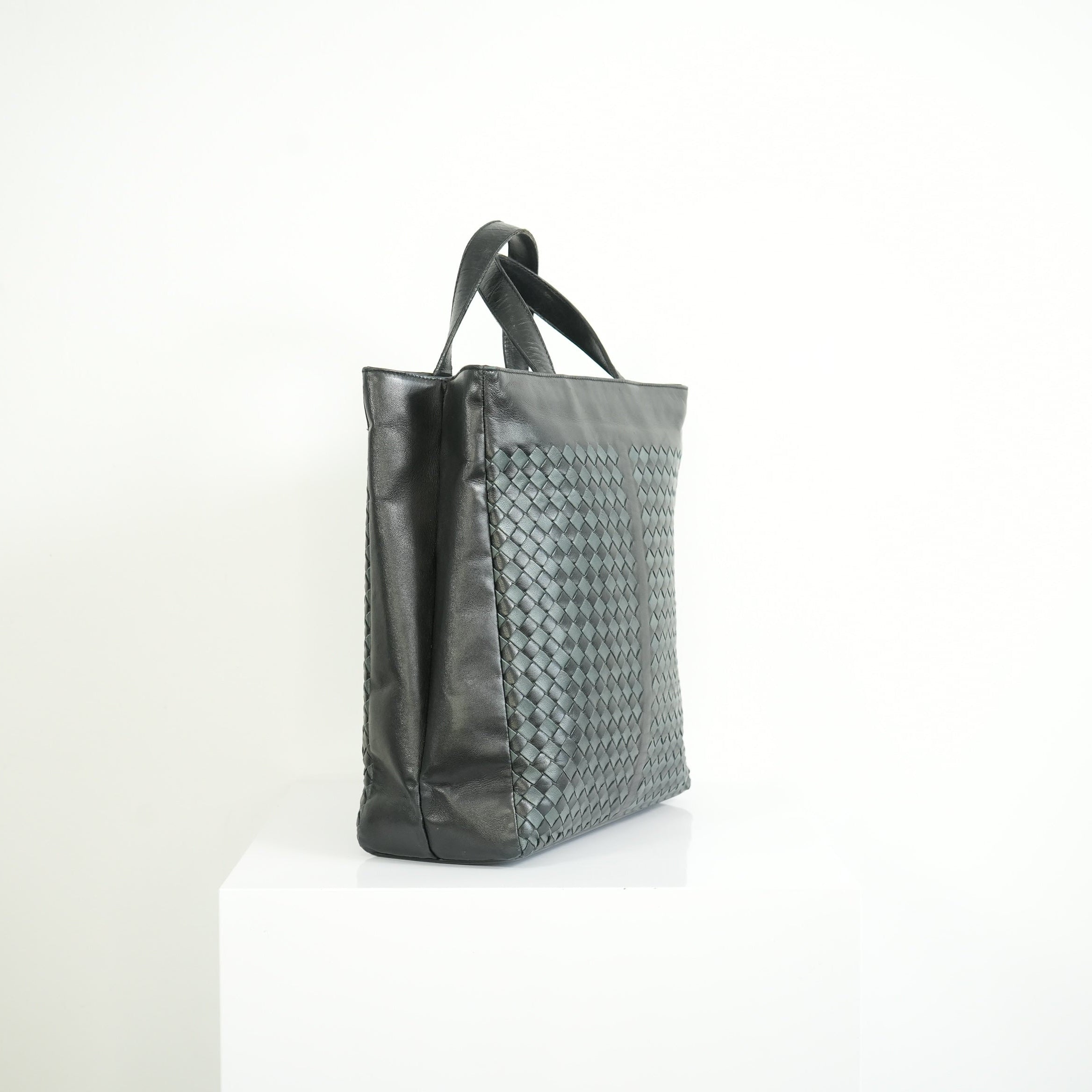 Bottega Veneta Intrecciato Black and Grey Leather Tote Bag