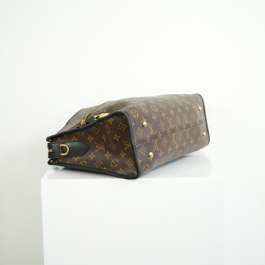 Louis Vuitton Popincourt MM Monogram Bag w/ Gold Padlock full set
