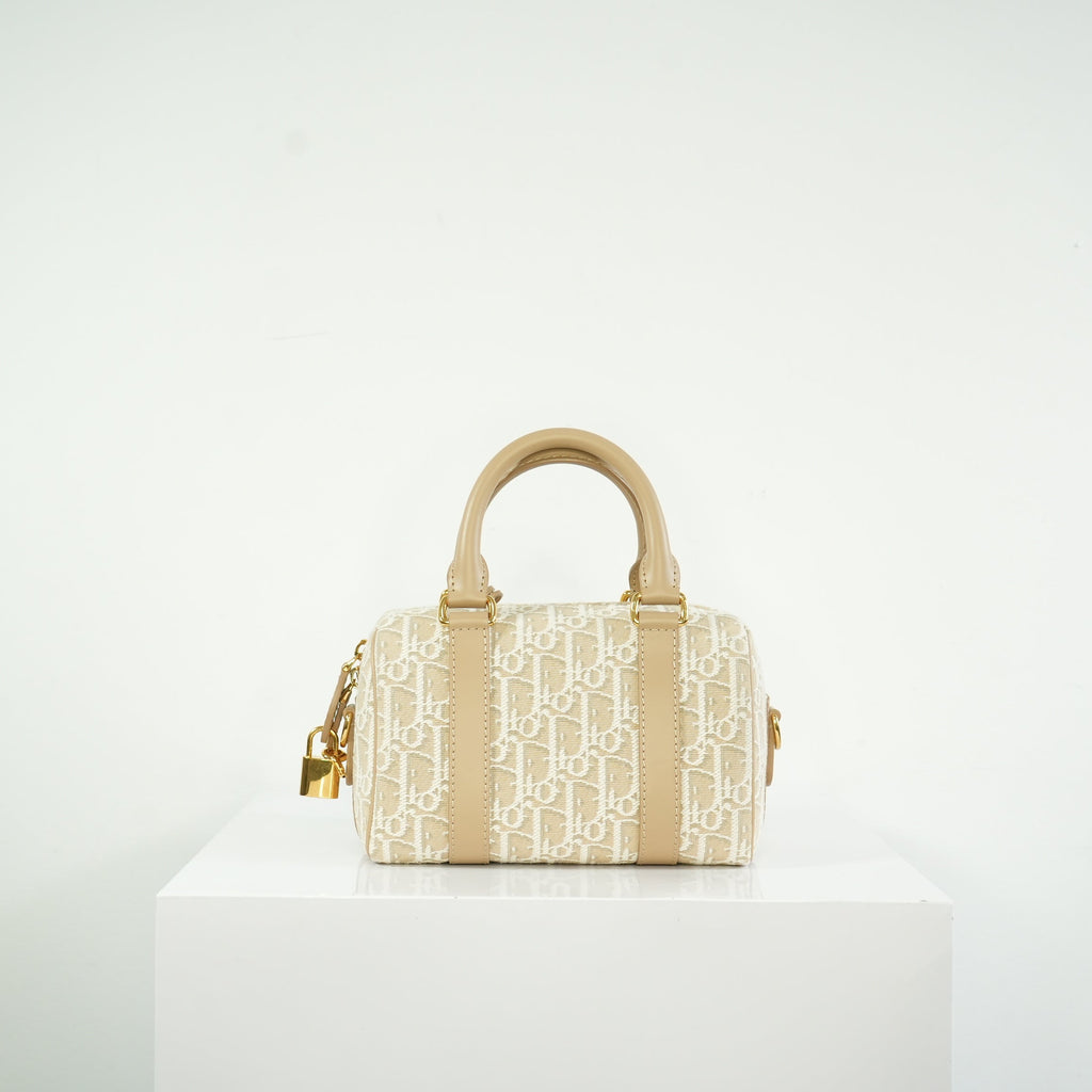 Dior Oblique Chambray Groove 17 Bag, Full set (beige color)