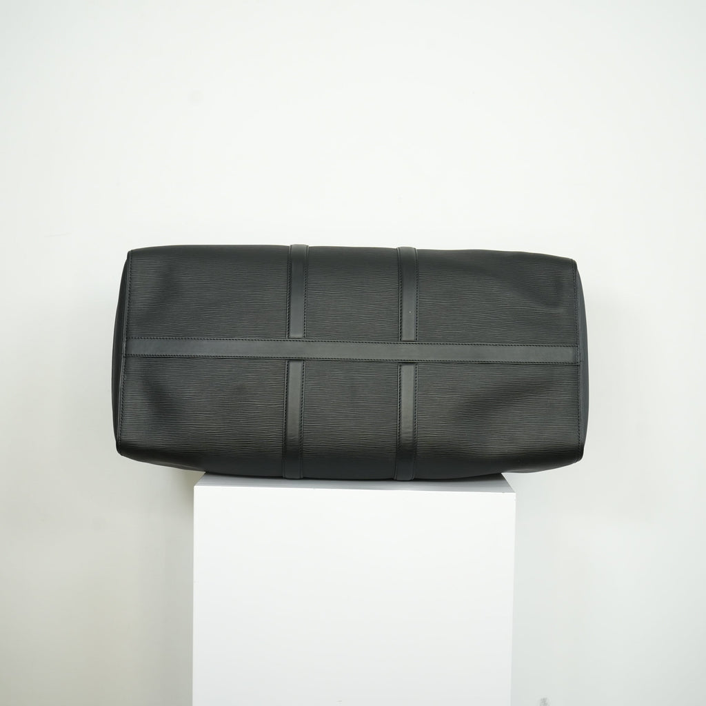 Louis Vuitton Epi Supreme Black Keepall Bando with dust bag