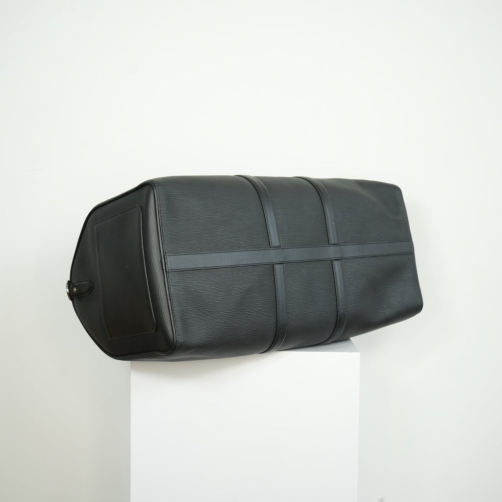 Louis Vuitton Epi Supreme Black Keepall Bando with dust bag