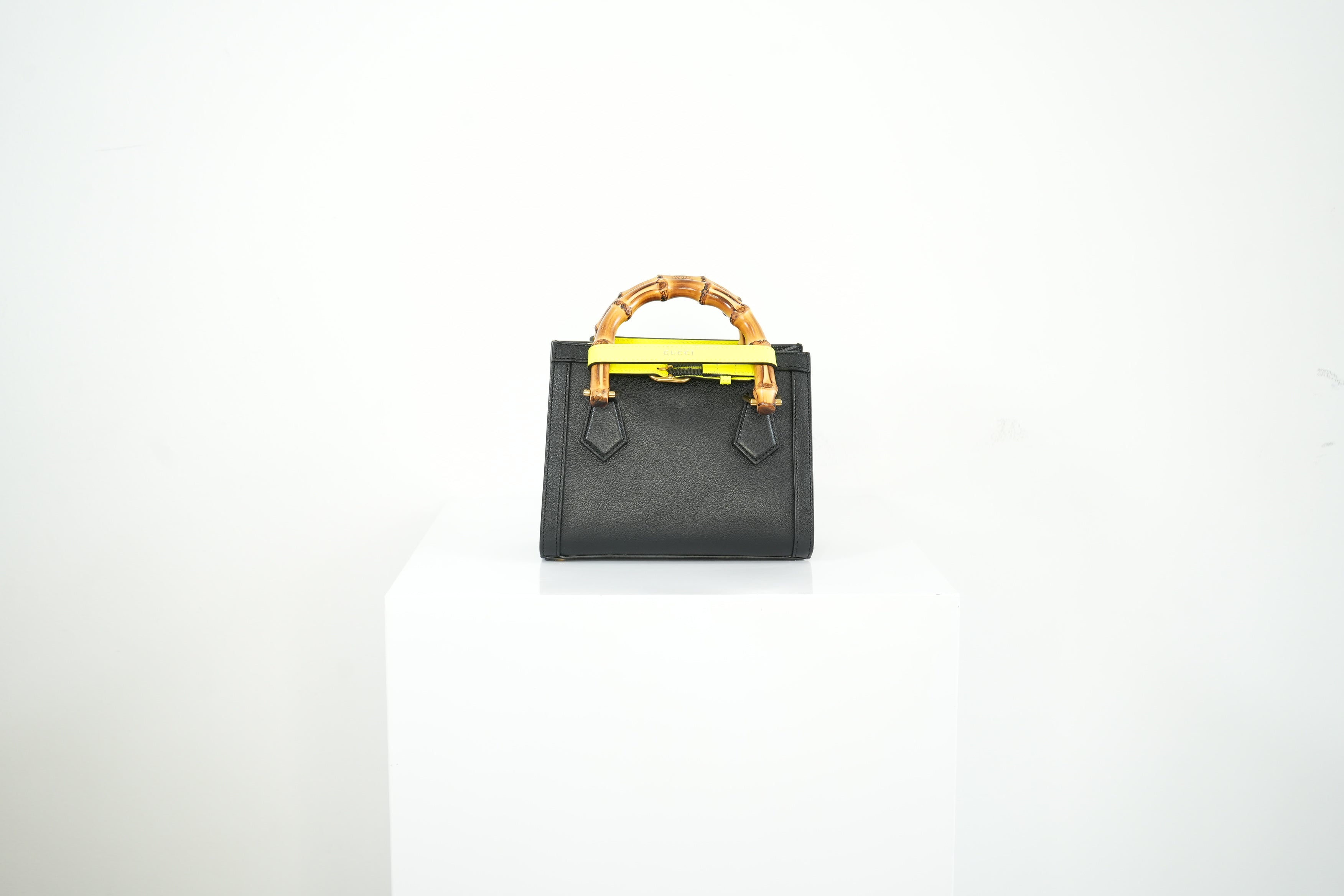 Gucci Diana Mini Tote Bag in black