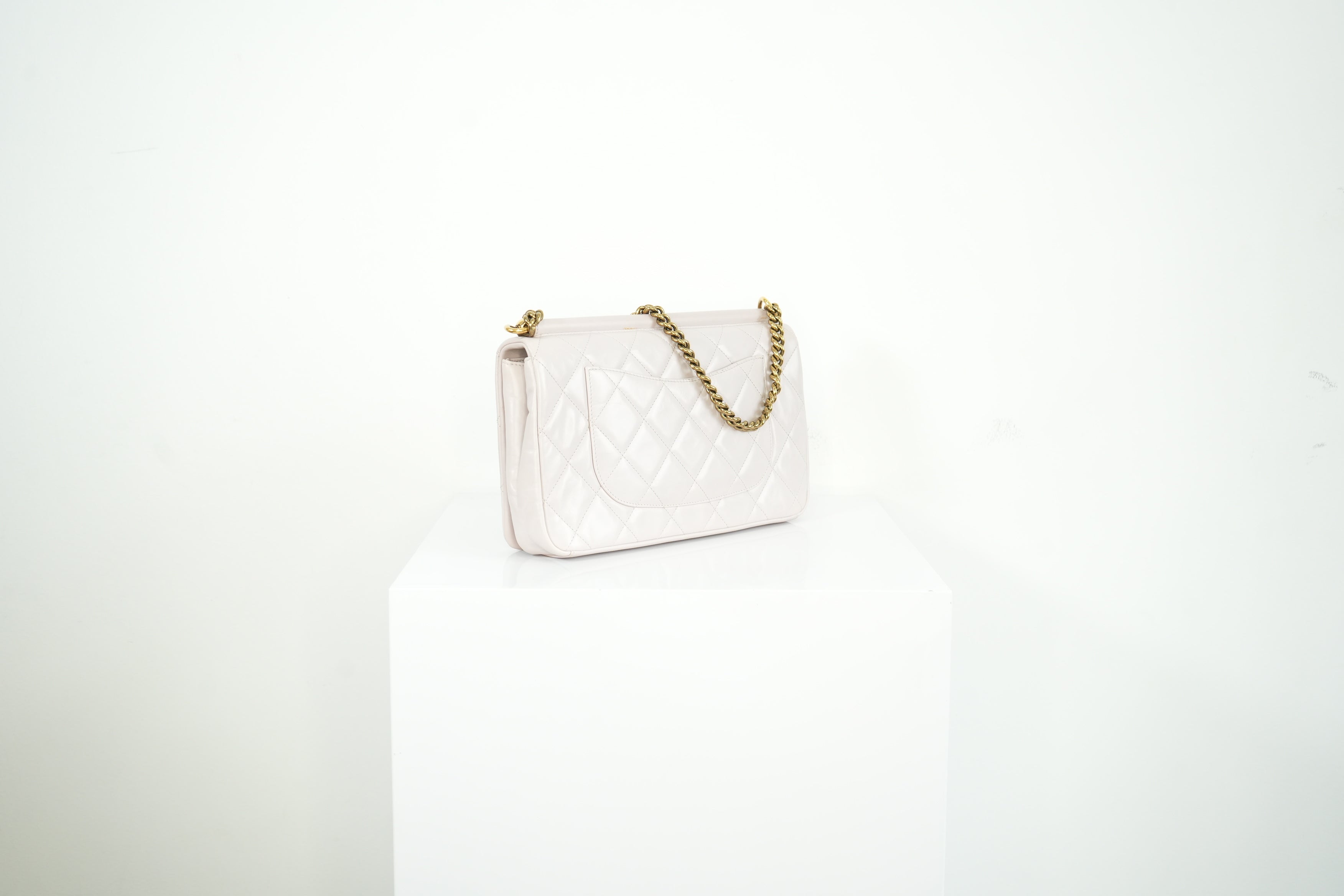 Chanel White Quilted Leather Shoulder Bag