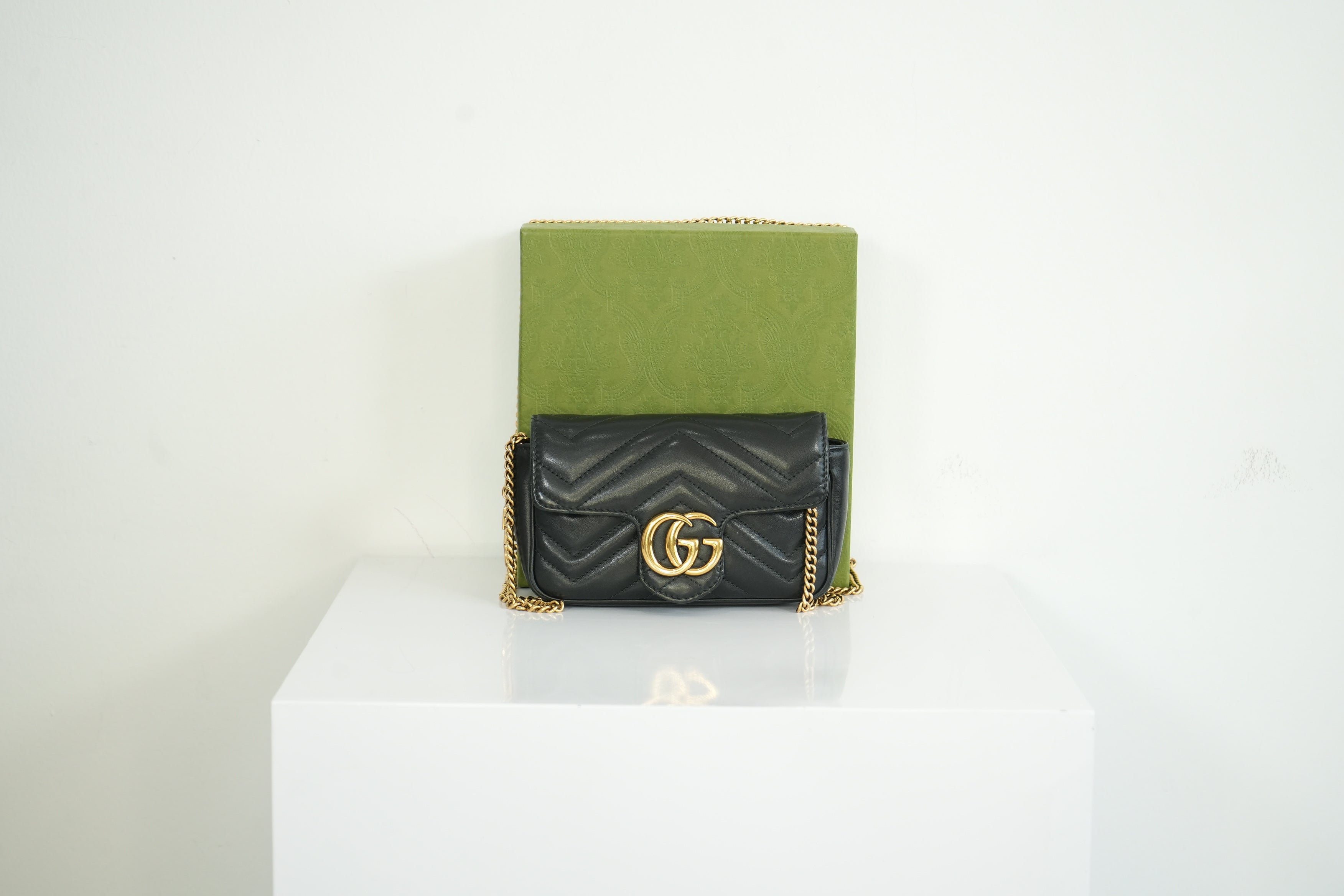 Gucci GG Marmont Matelasse Mini Chain Wallet (full set)