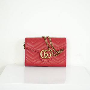 Gucci Marmont Matelasse WOC red