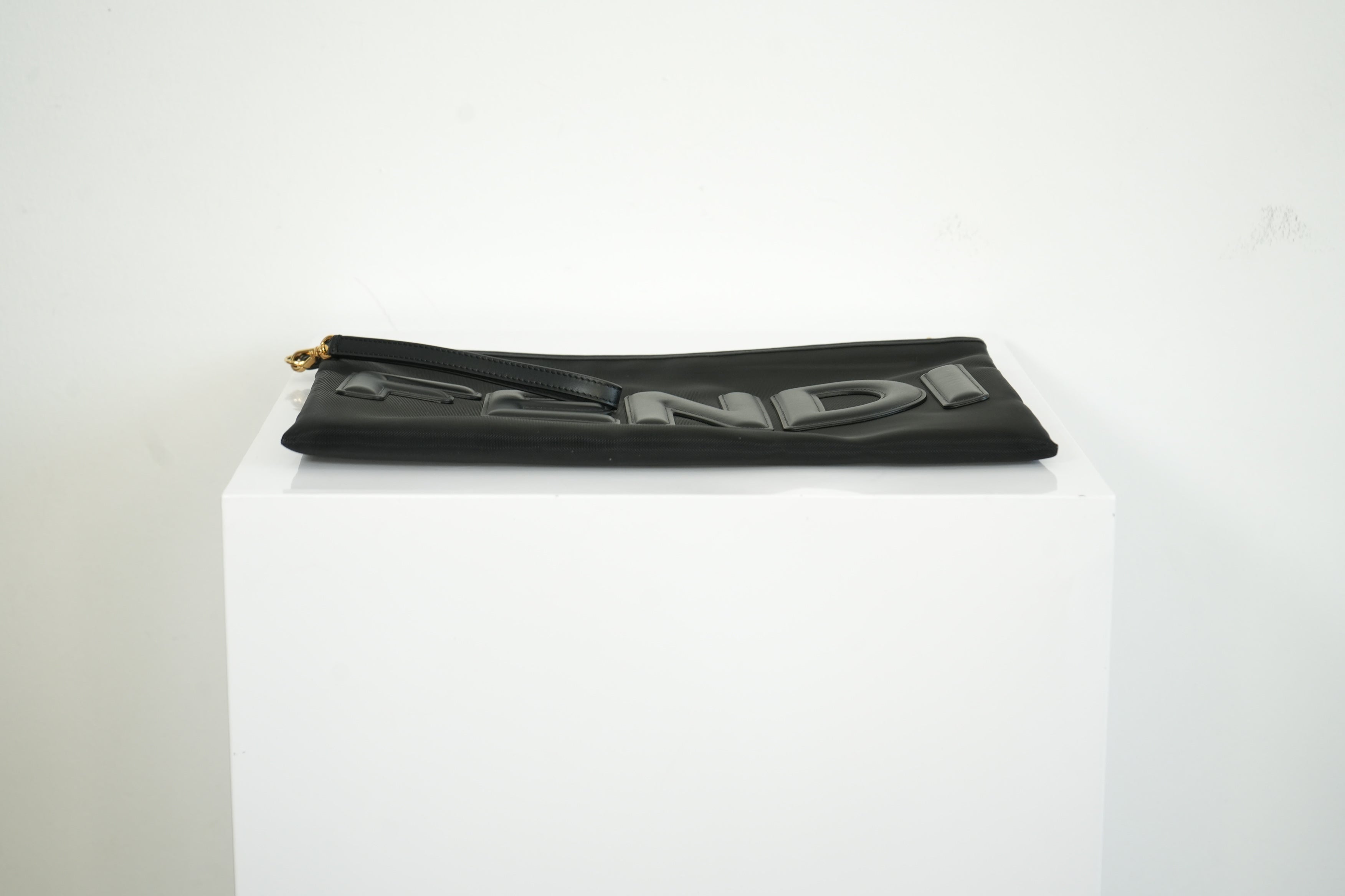 Fendi FF Light Mesh Pouch (dustbag)