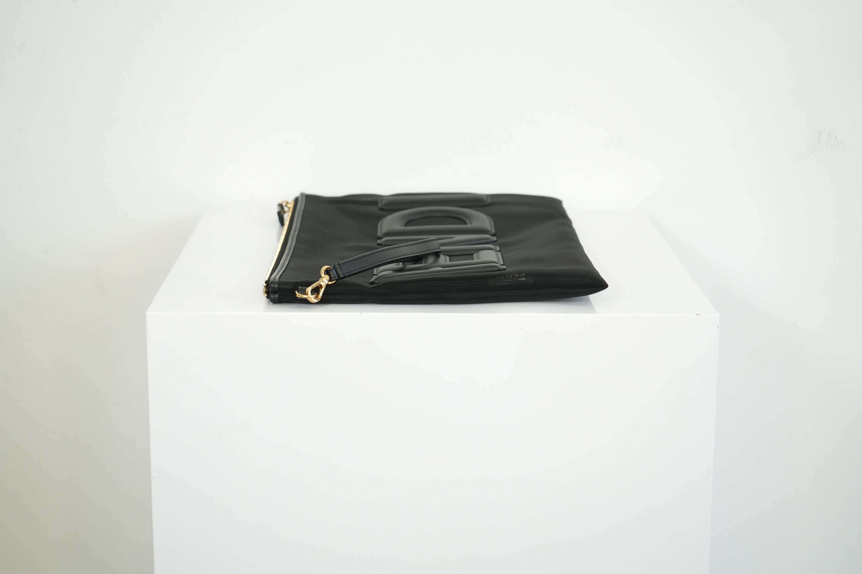 Fendi FF Light Mesh Pouch (dustbag)