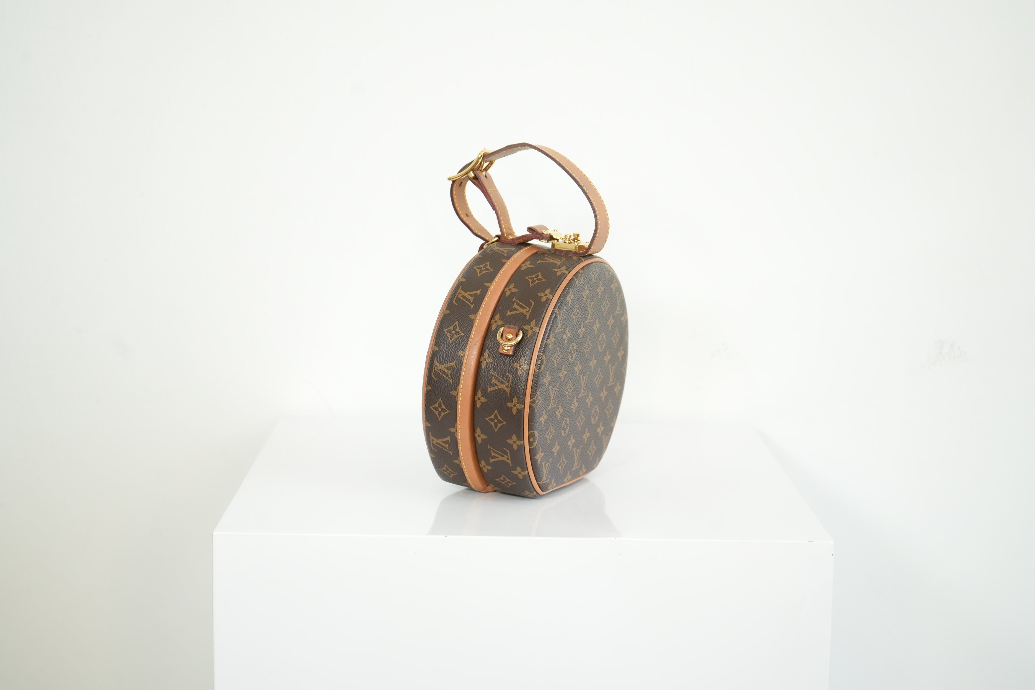 Louis Vuitton Petite Boite Chapeau