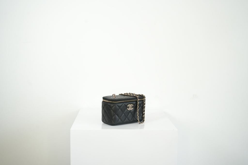 SF EXCLUSIVE: Chanel Black Caviar Vanity (Jewel CC Logo) Full Set