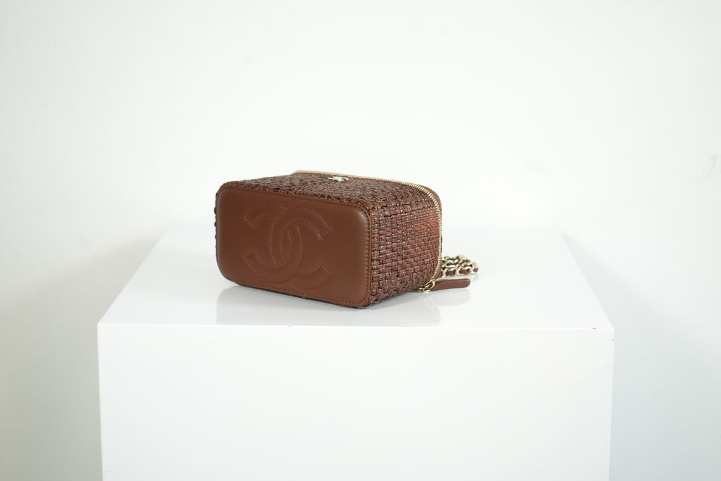 Chanel Classic brown raffia Vanity with chain (full set)