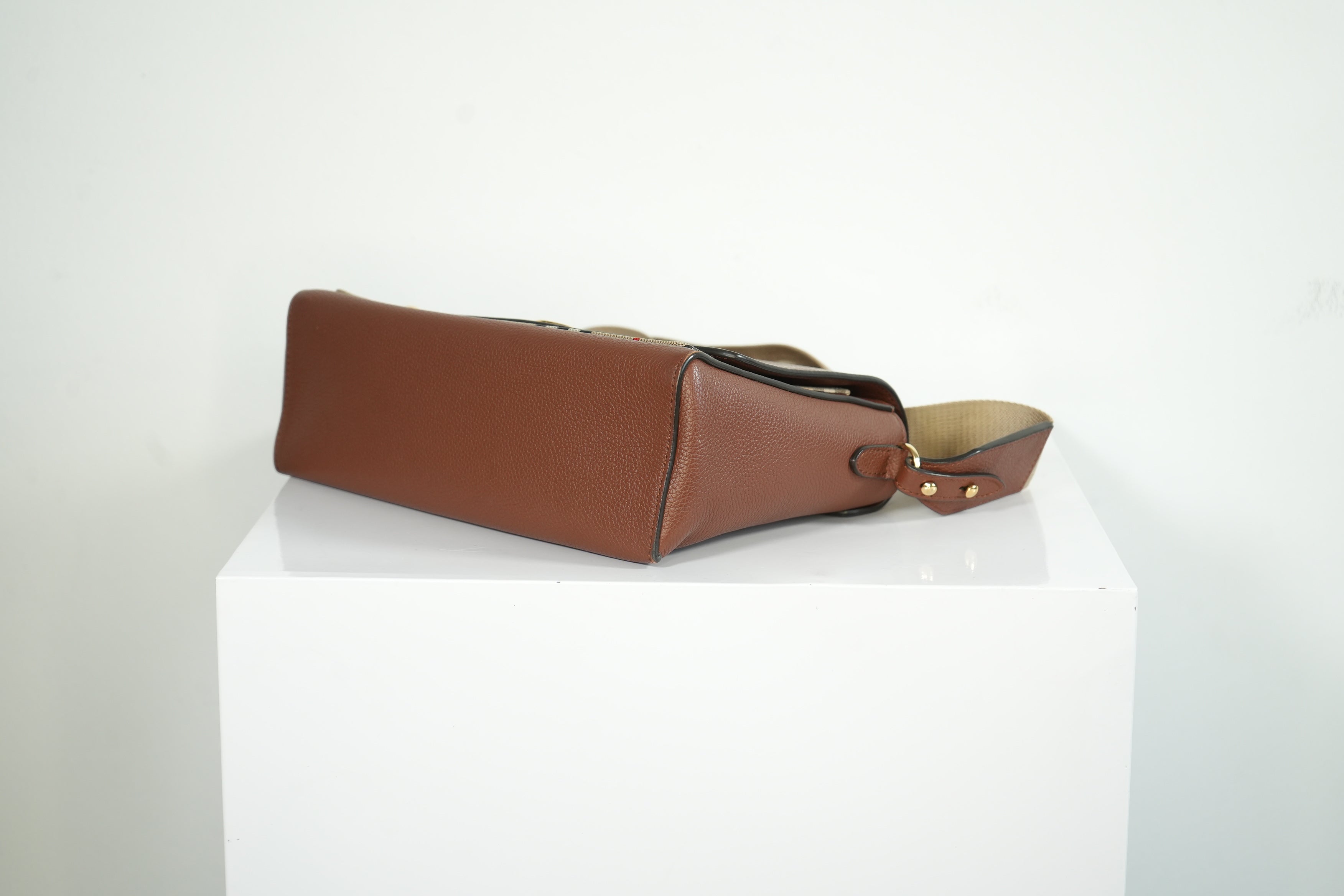 Burberry Tan Calfskin Vintage check note