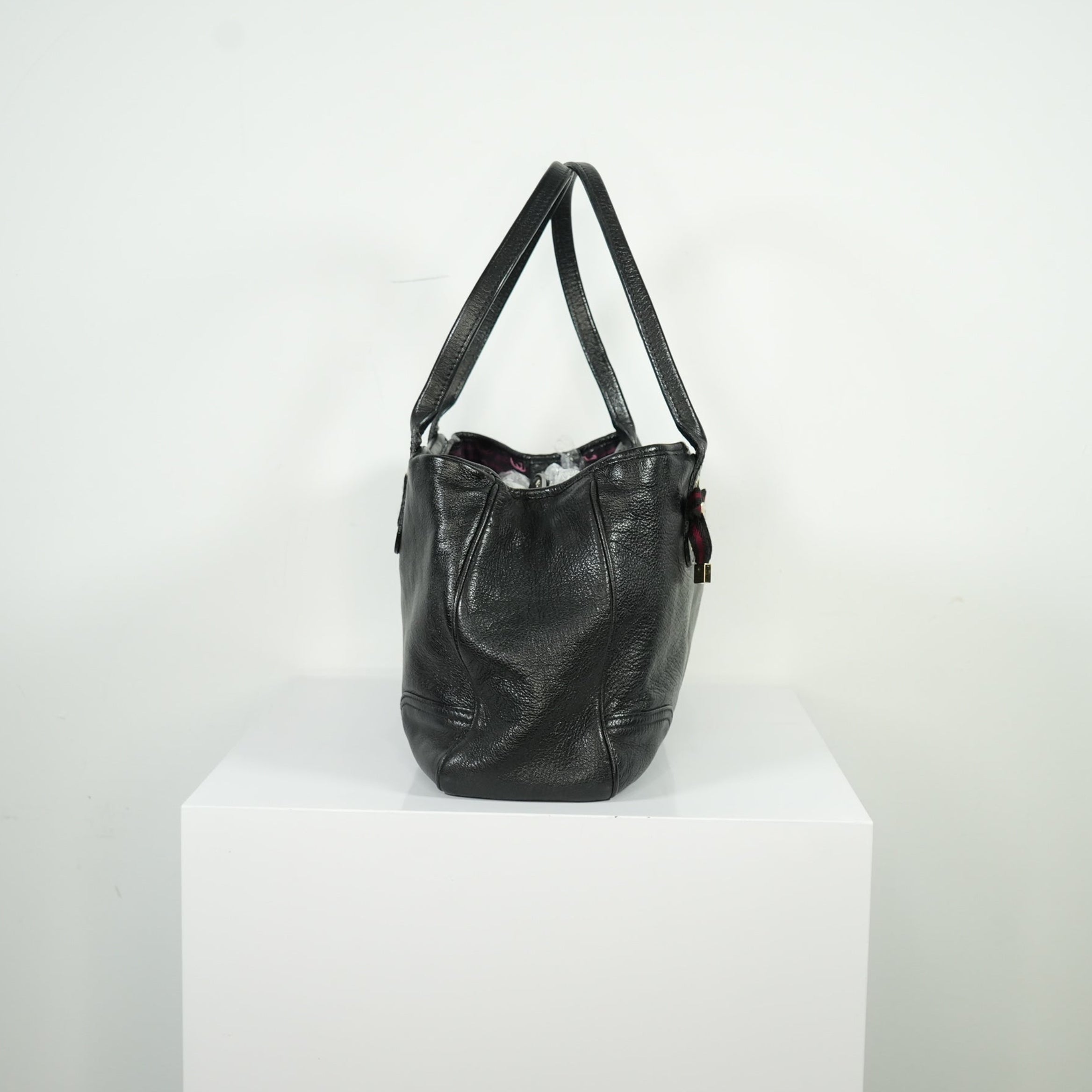 Gucci Black Leather Princy Shoulder Bag