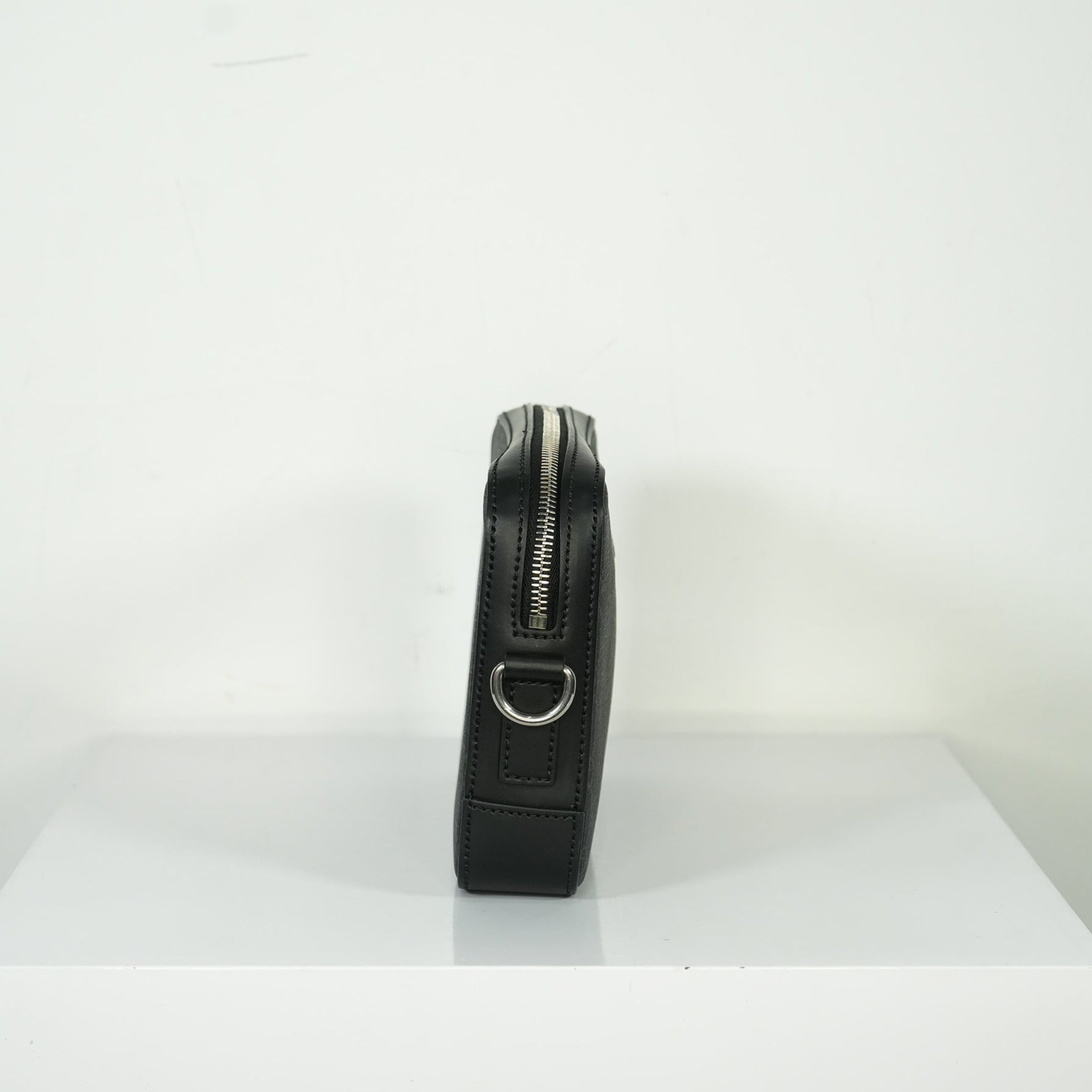 Gucci GG Black Supreme Clutch Bag