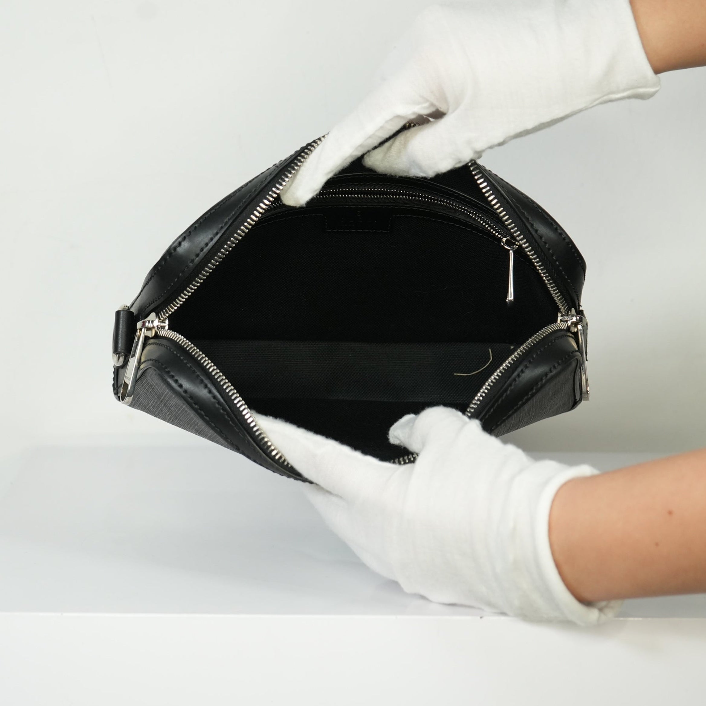 Gucci GG Black Supreme Clutch Bag