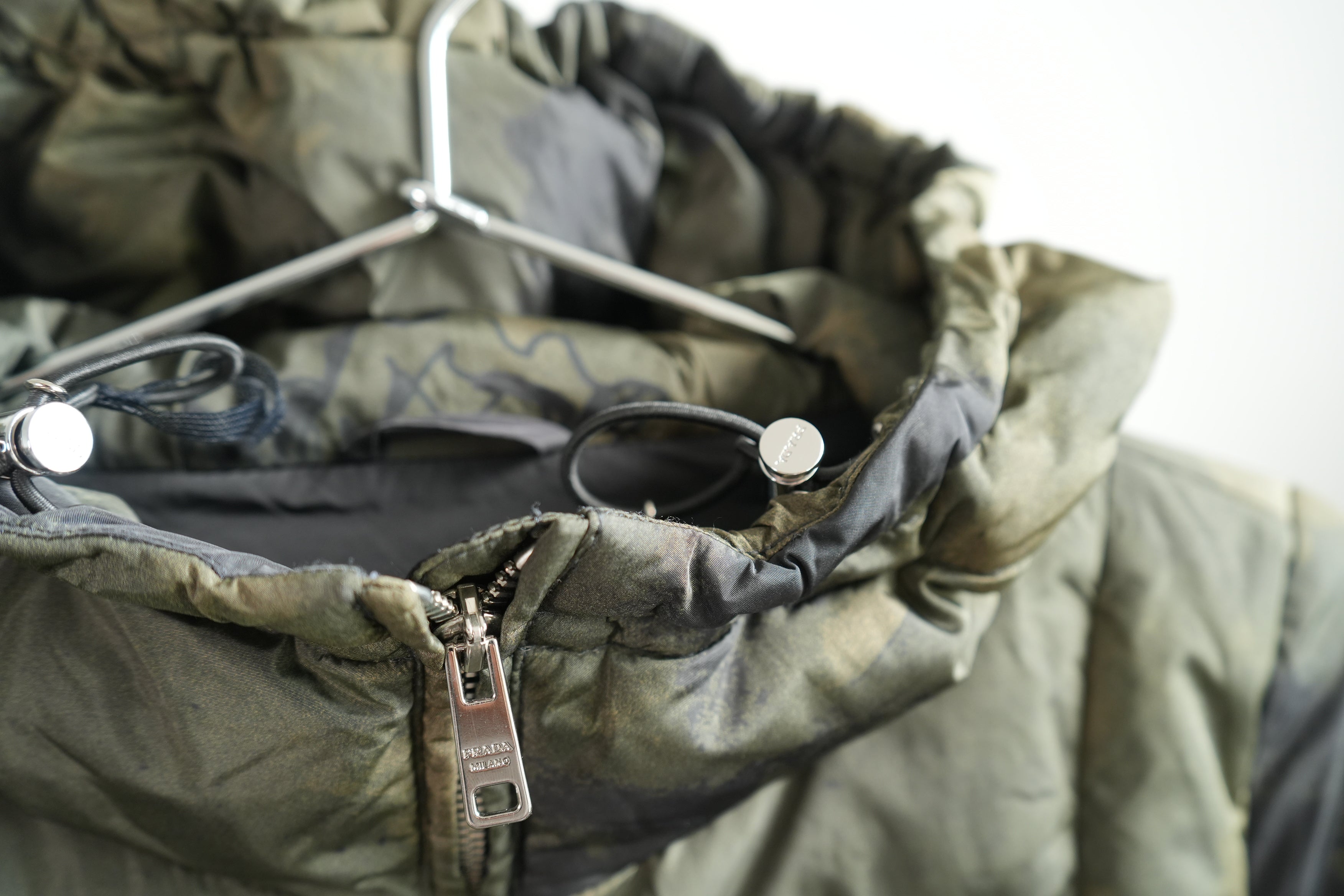 Prada Floral Camouflage Down Hooded Full Zip Puffer Jacket Size 38