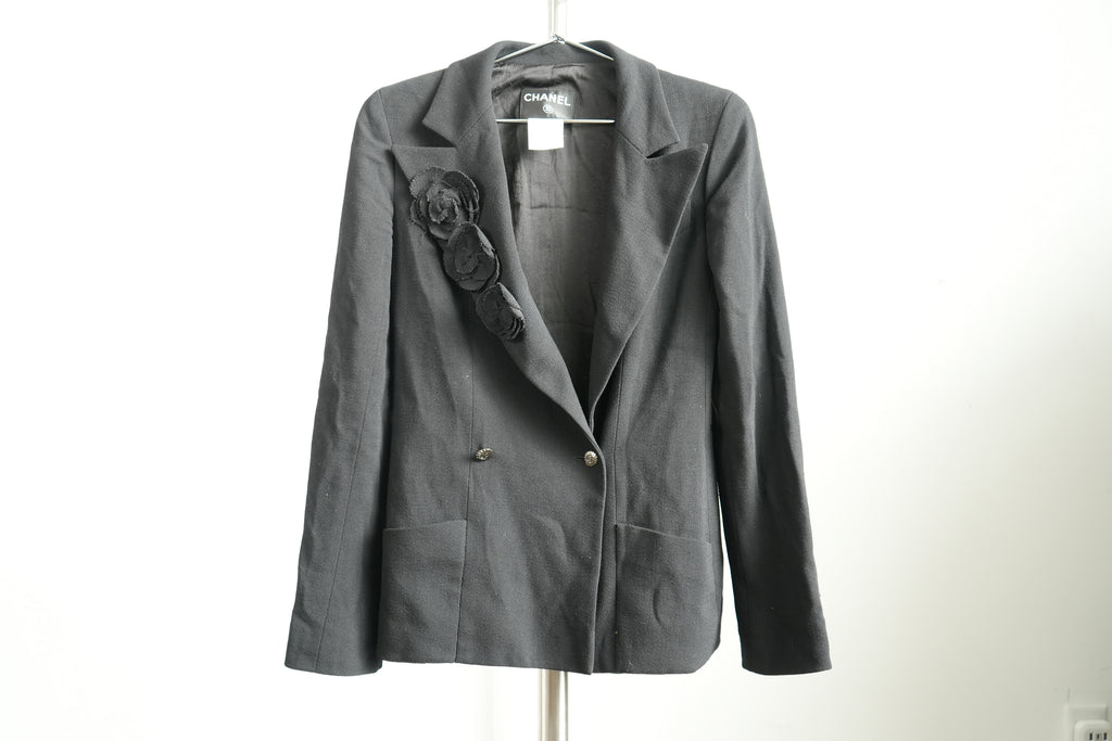 Vintage Chanel Black Wool Blend Camellia Flower Pin Blazer Jacket Size 36