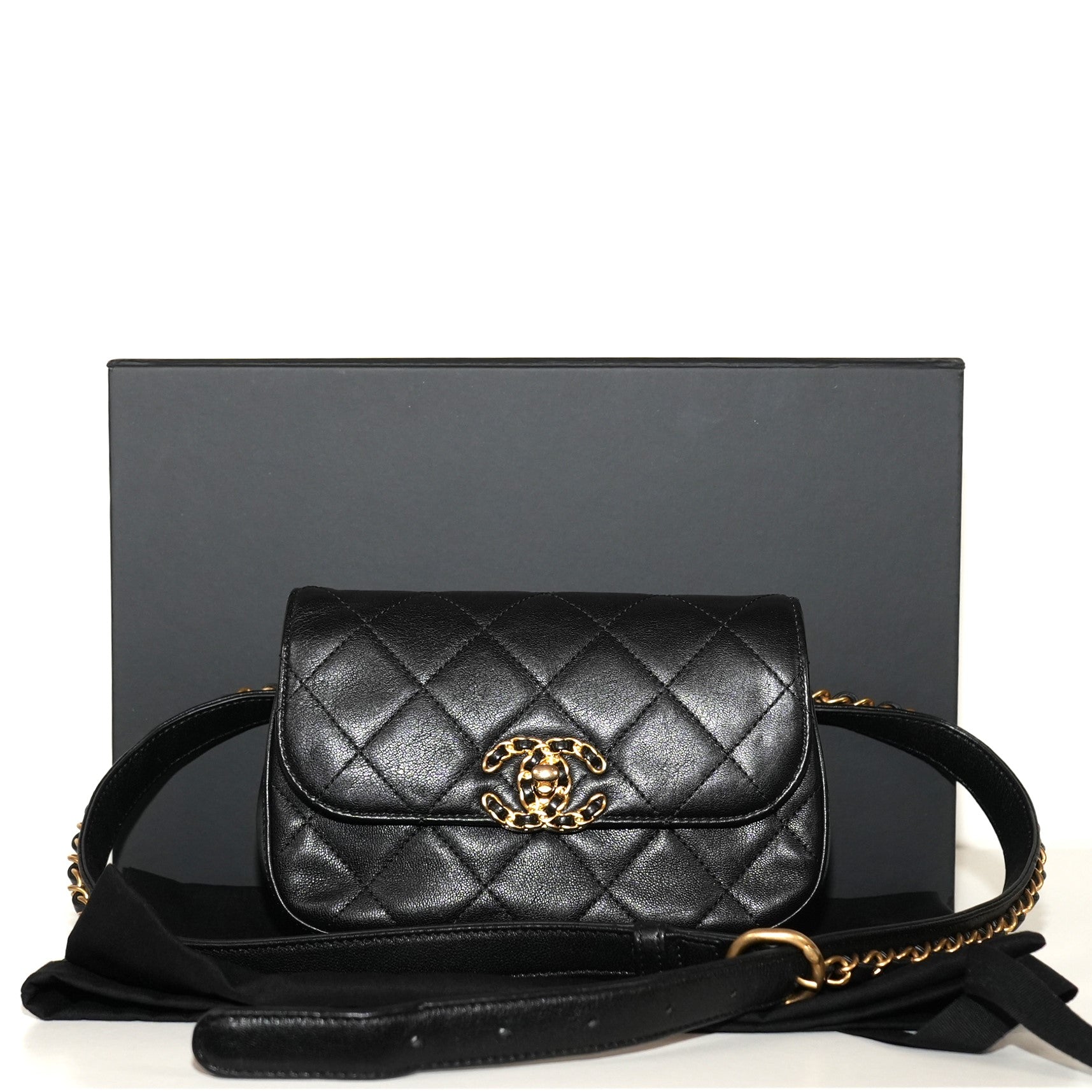 SF EXCLUSIVE: Chanel Quilted Caviar Leather Belt Bag / Waist Bag with CC Logo