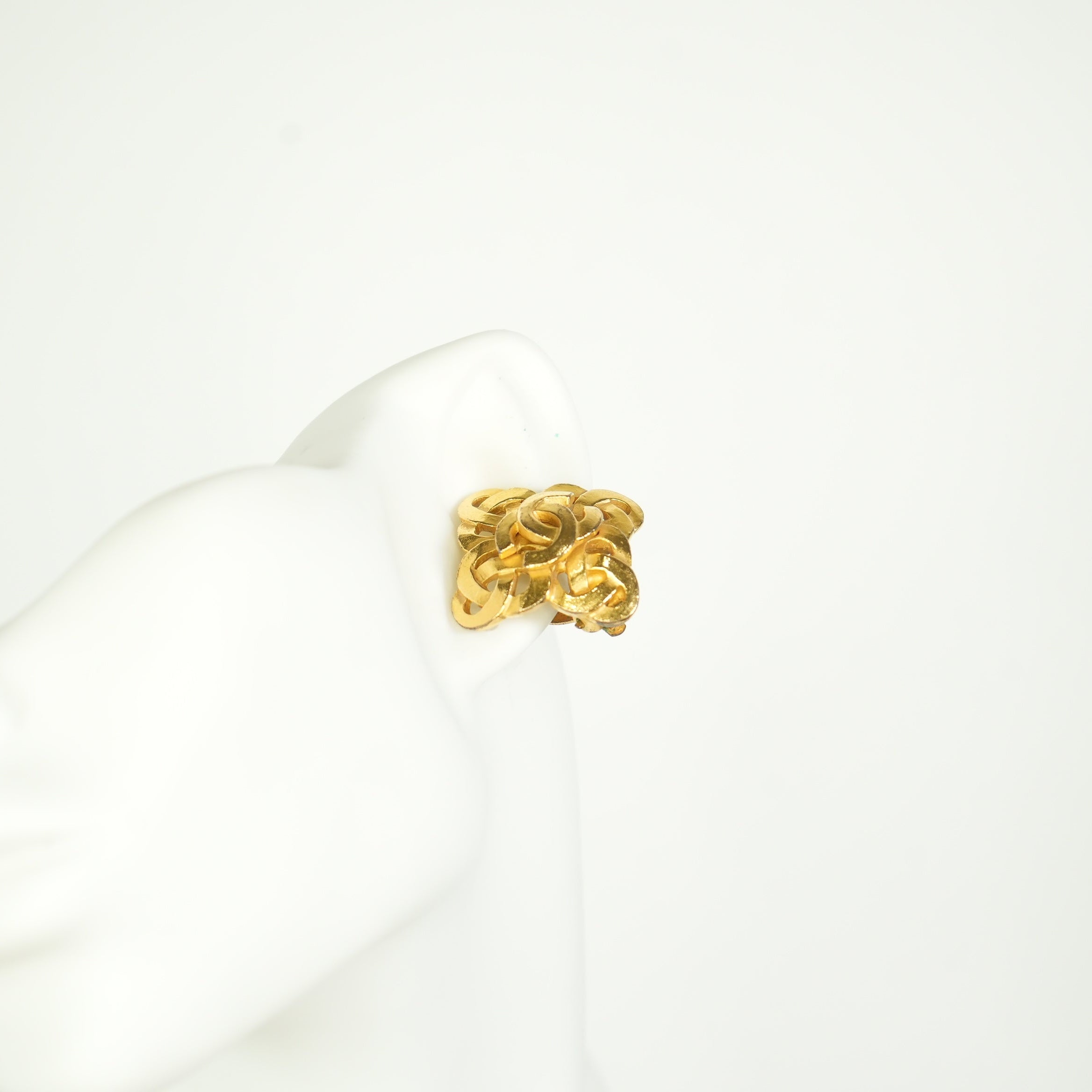 Chanel Vintage Gold Plated CC Twisted Clip On Earrings