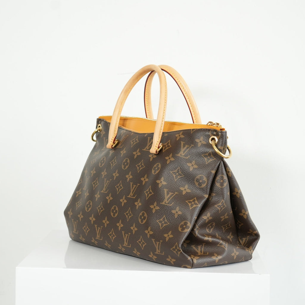 Louis Vuitton Pallas MM Monogram Safran Shoulder Bag