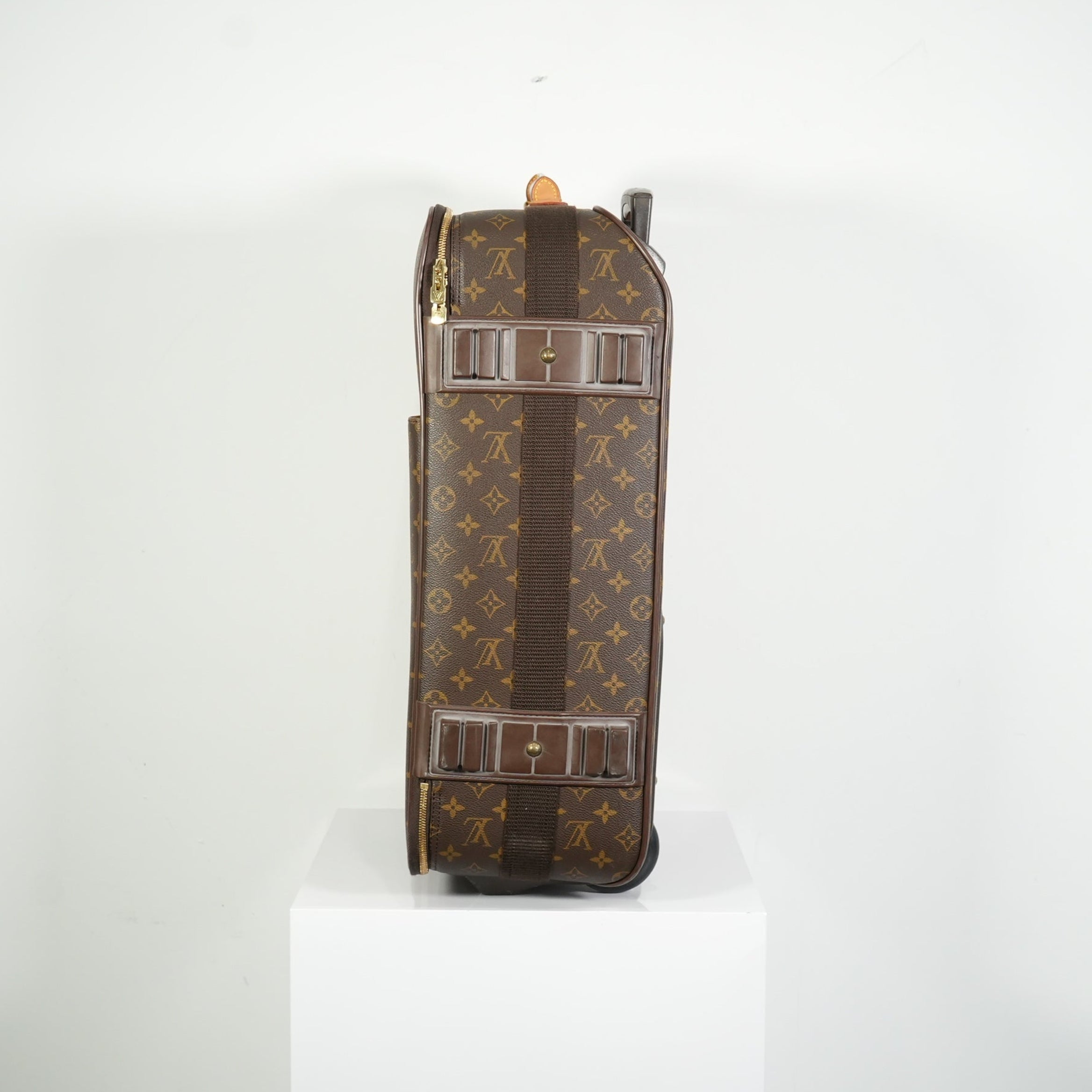 Louis Vuitton Carry On Luggage