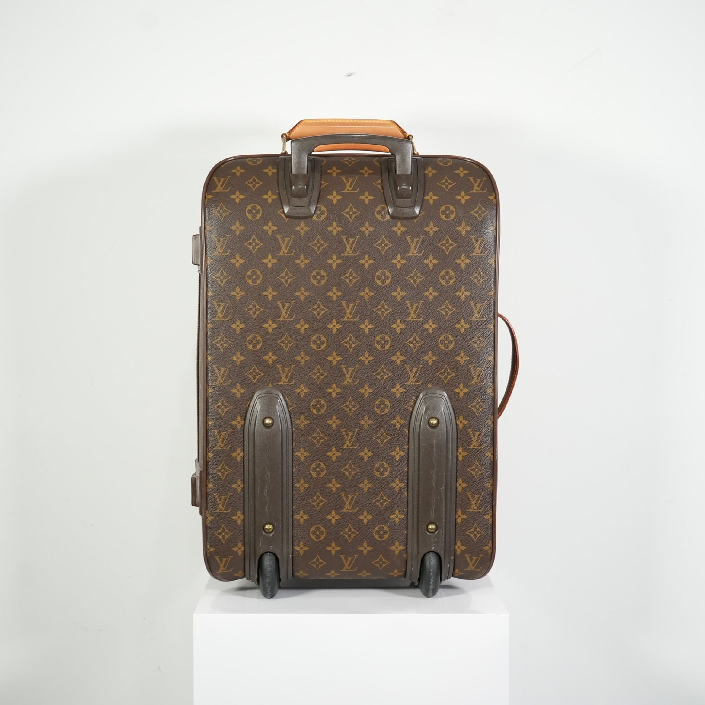 Louis Vuitton Carry On Luggage