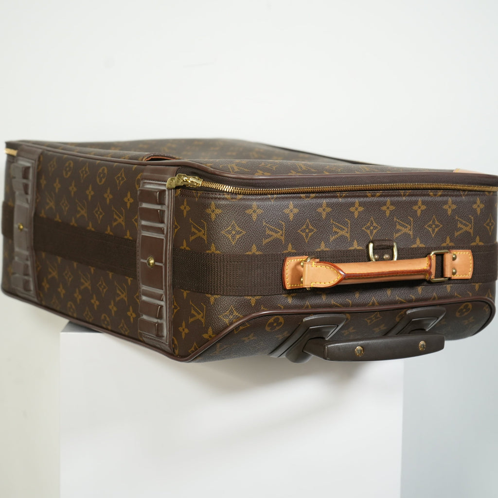 Louis Vuitton Carry On Luggage