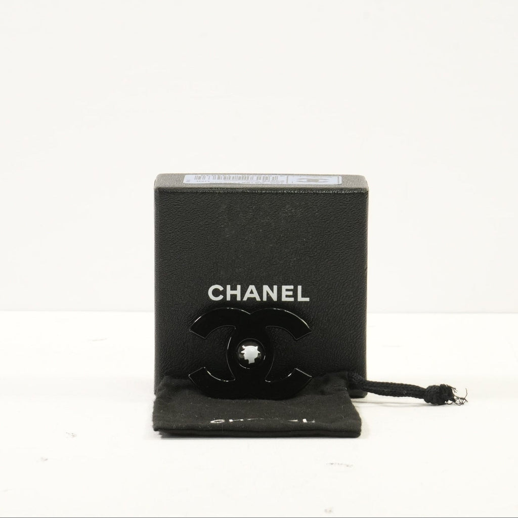 Chanel CC Logo Brooch in Black Metal with Rolling Ball in Middle (Full Set)