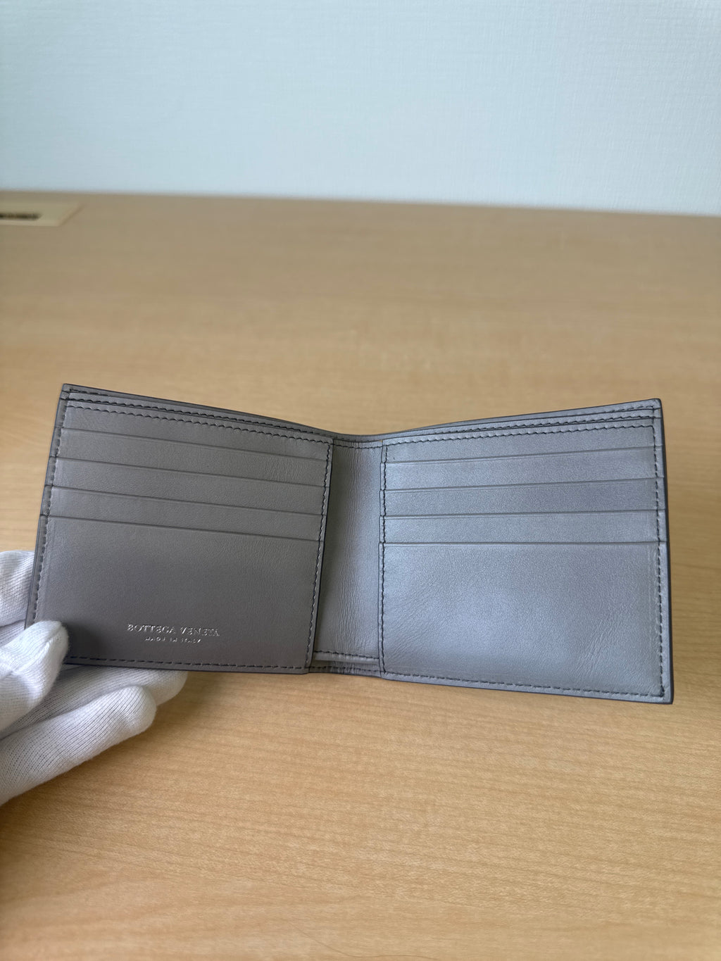 Japan Exclusive: Bottega Veneta Wallet