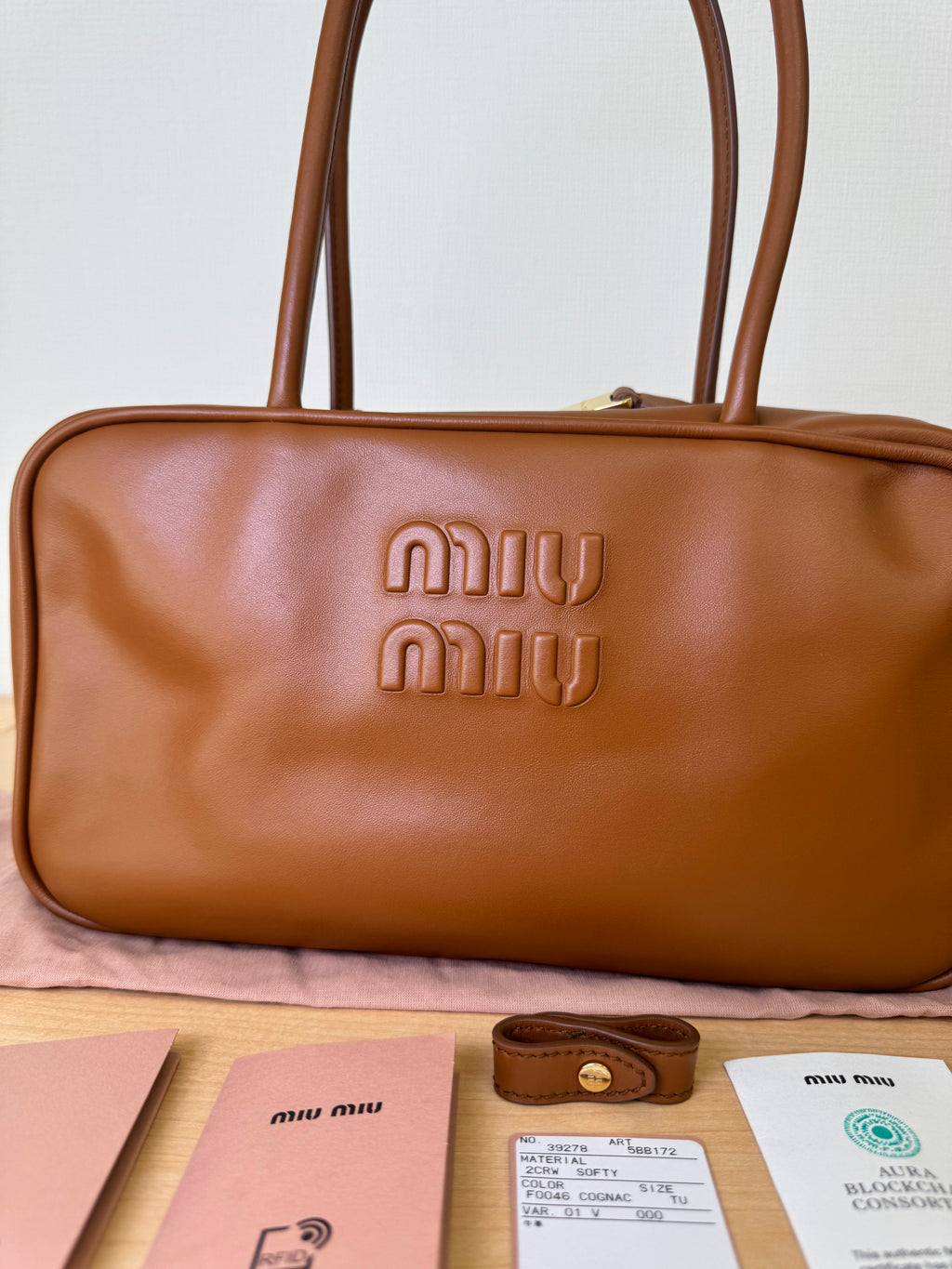 Japan Exclusive: Miu Miu Bow Bag 5BB117