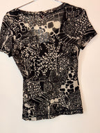 Vivienne Tam Black/White printed top size large