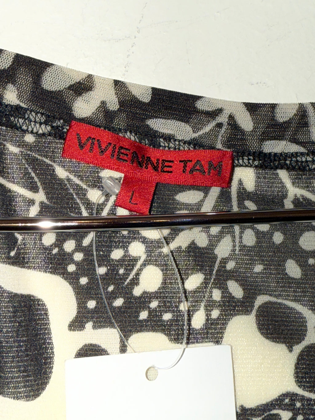 Vivienne Tam Black/White printed top size large