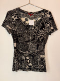 Vivienne Tam Black/White printed top size large