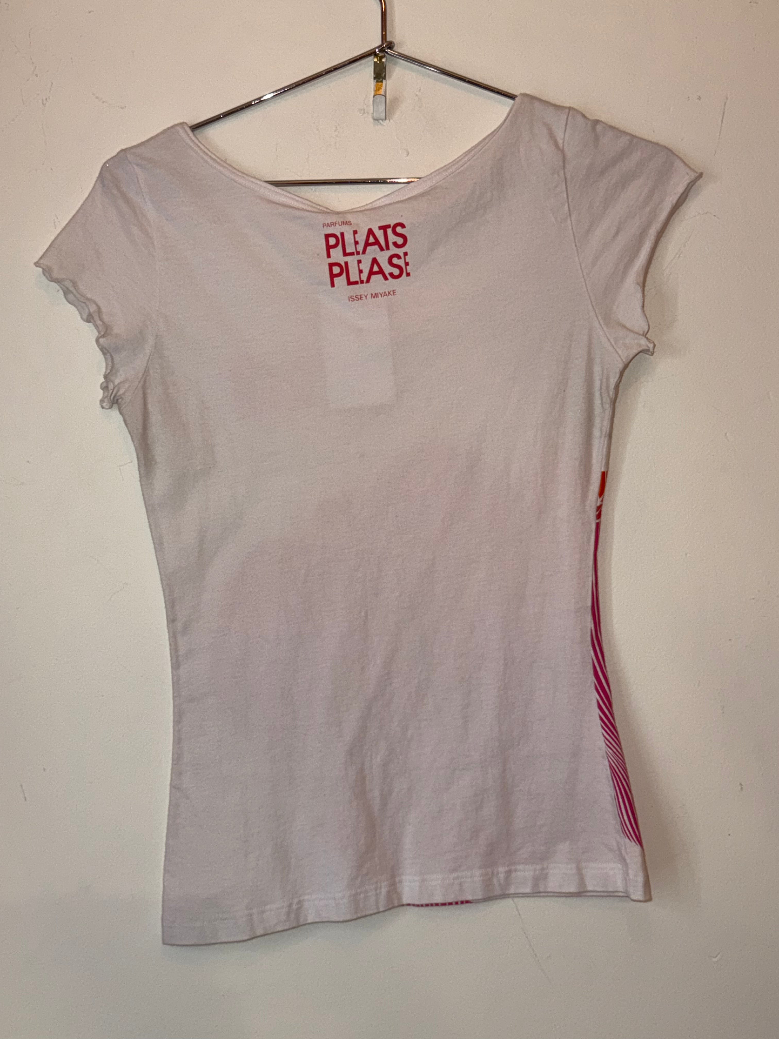 Issey Miyake Pleats Please White/Pink print Tshirt