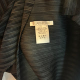 "PLEATS PLEASE" ISSEY MIYAKE Black Top Size 3