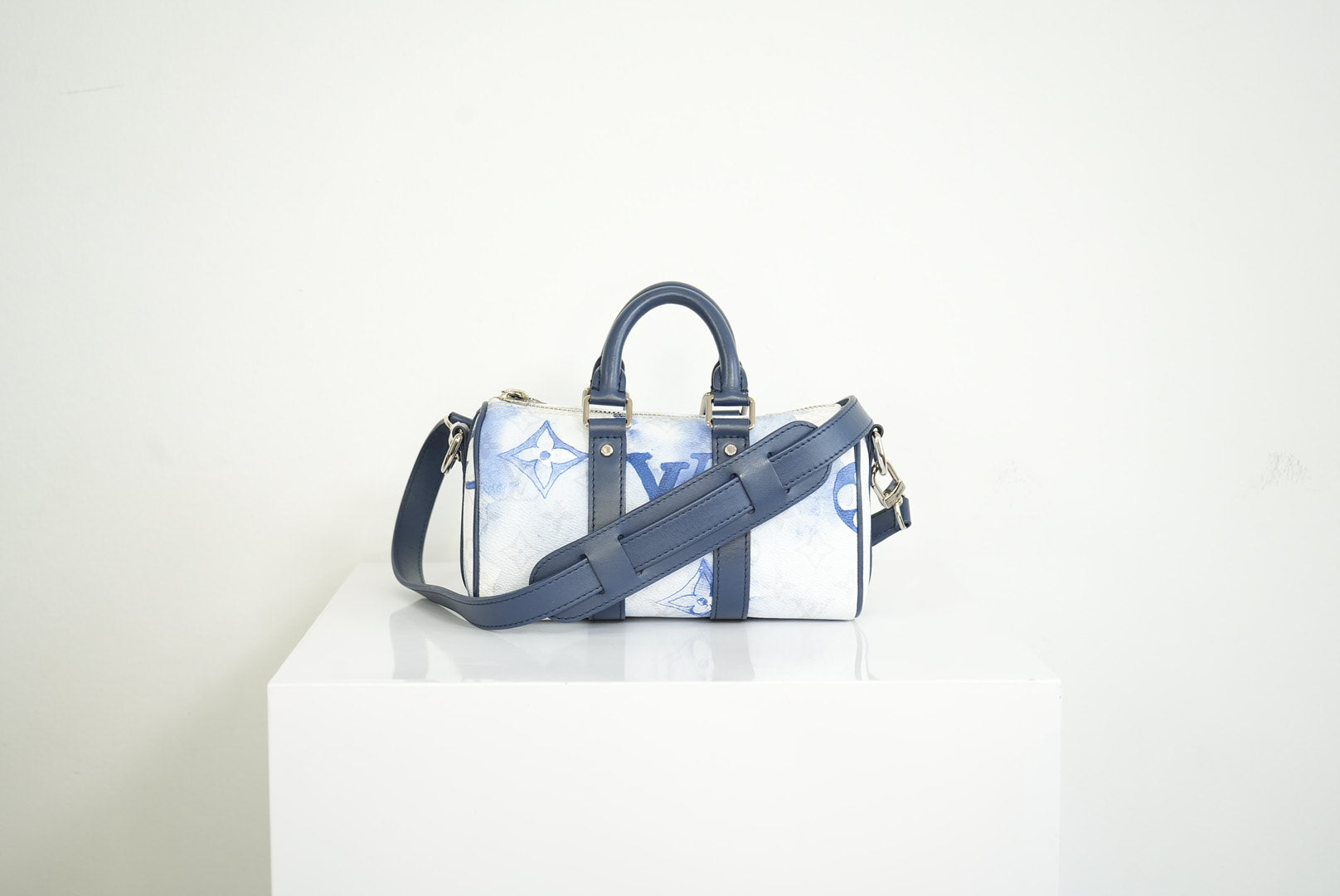 Louis Vuitton Keepall XS Blue watercolor monogram w/strap w/dustbag