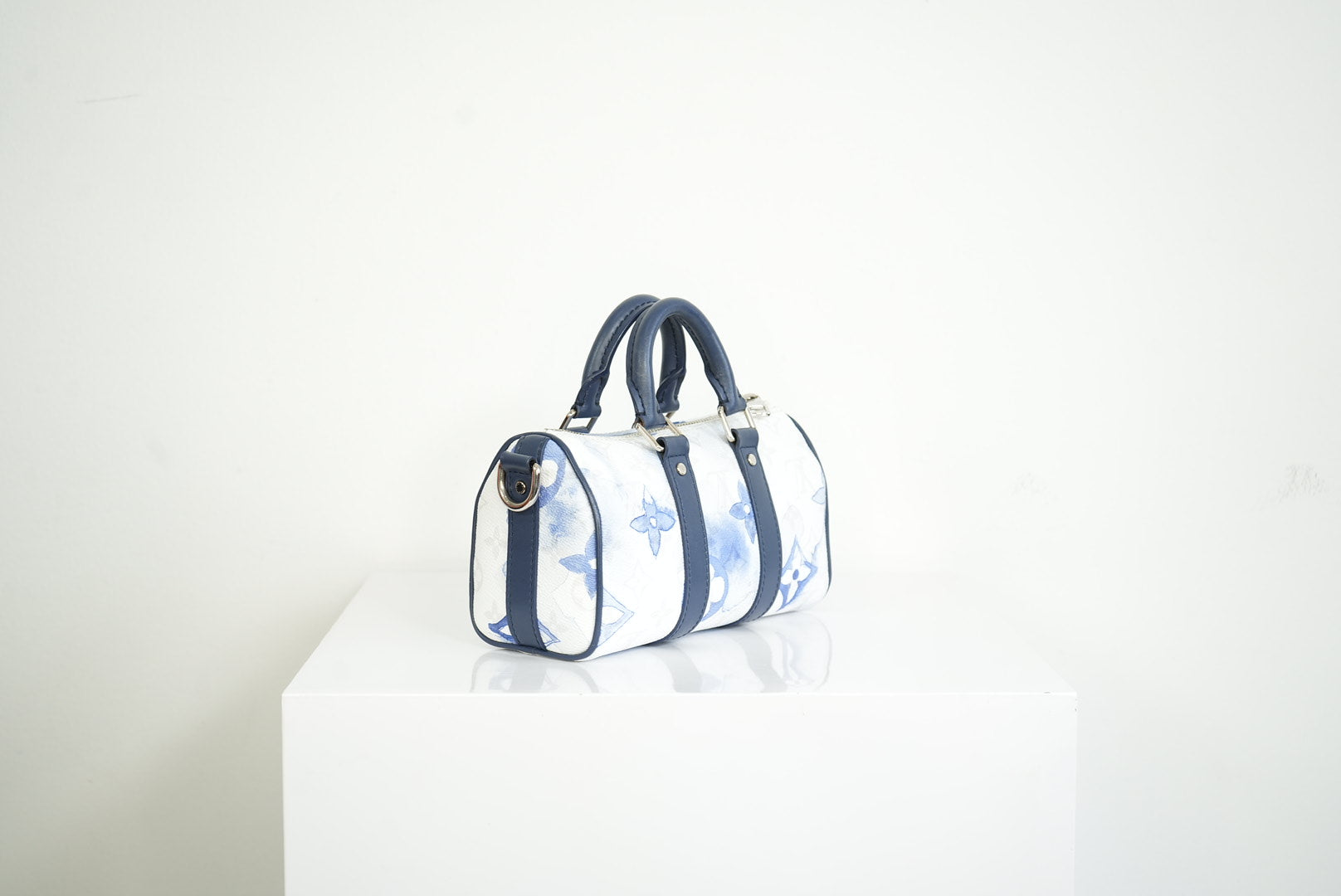 Louis Vuitton Keepall XS Blue watercolor monogram w/strap w/dustbag