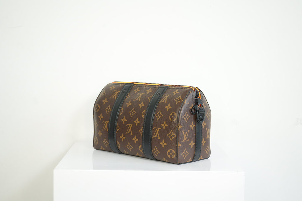 Louis Vuitton 2010 Macassar "Zoom w/Friends City" Keepall w/strap + dustbag