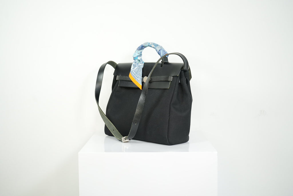 Hermès Herbag Zip 31 Black toile + Vache Hunter, PHW