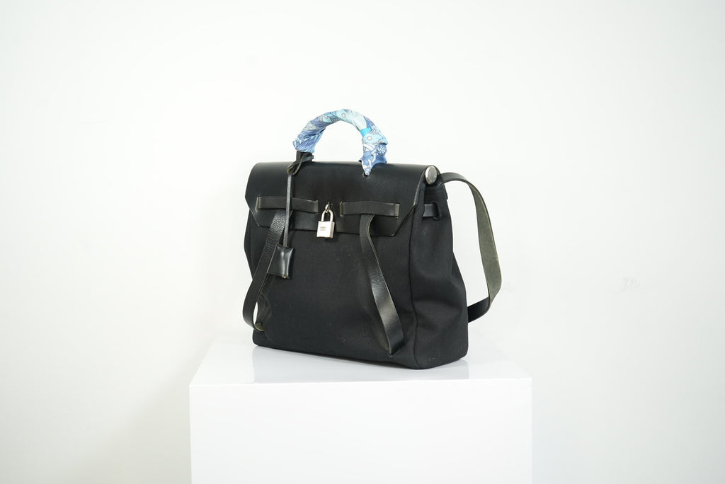 Hermès Herbag Zip 31 Black toile + Vache Hunter, PHW