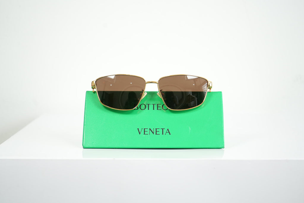 Bottega Veneta Rectangular Cat-Eye Sunglasses (Full Set)