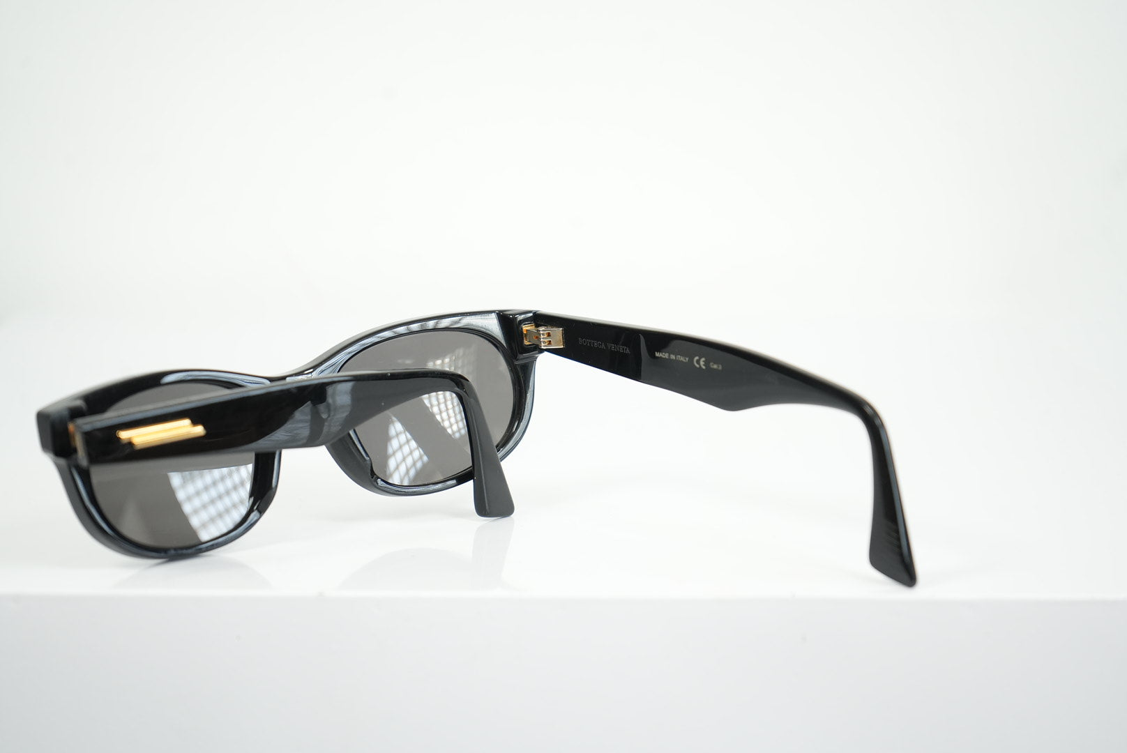 Bottega Veneta black rectangular sunglasses, full set