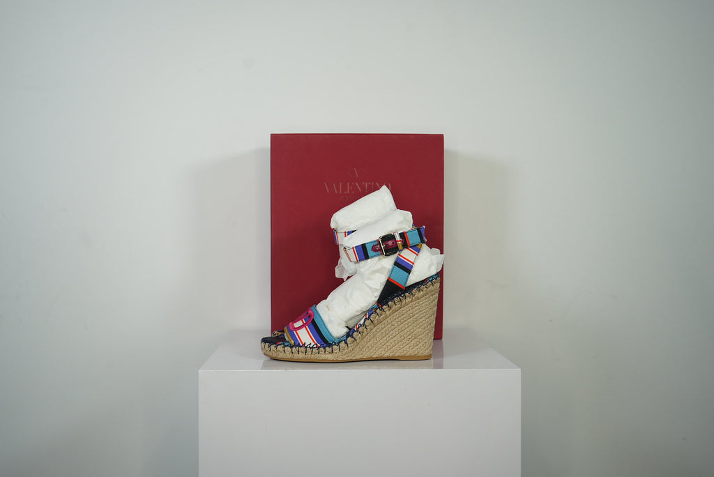 Valentino Garavani Vlogo Pop Baiadera Espadrille Platform Wedge Sandal Size 39