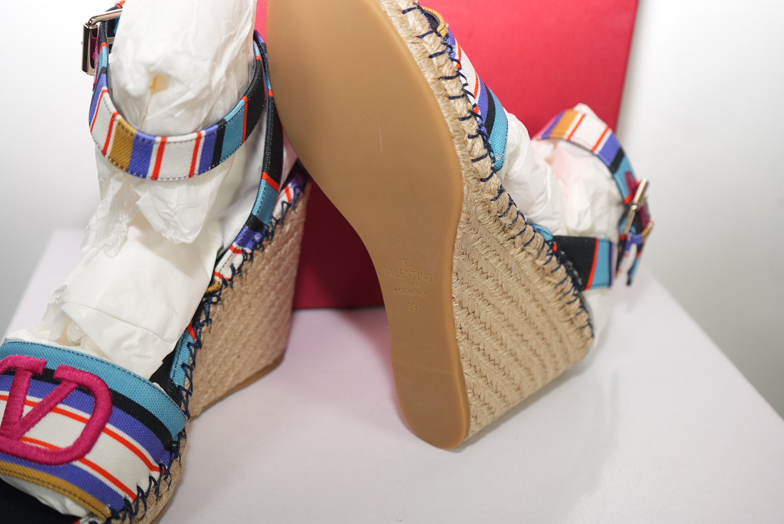 Valentino Garavani Vlogo Pop Baiadera Espadrille Platform Wedge Sandal Size 39