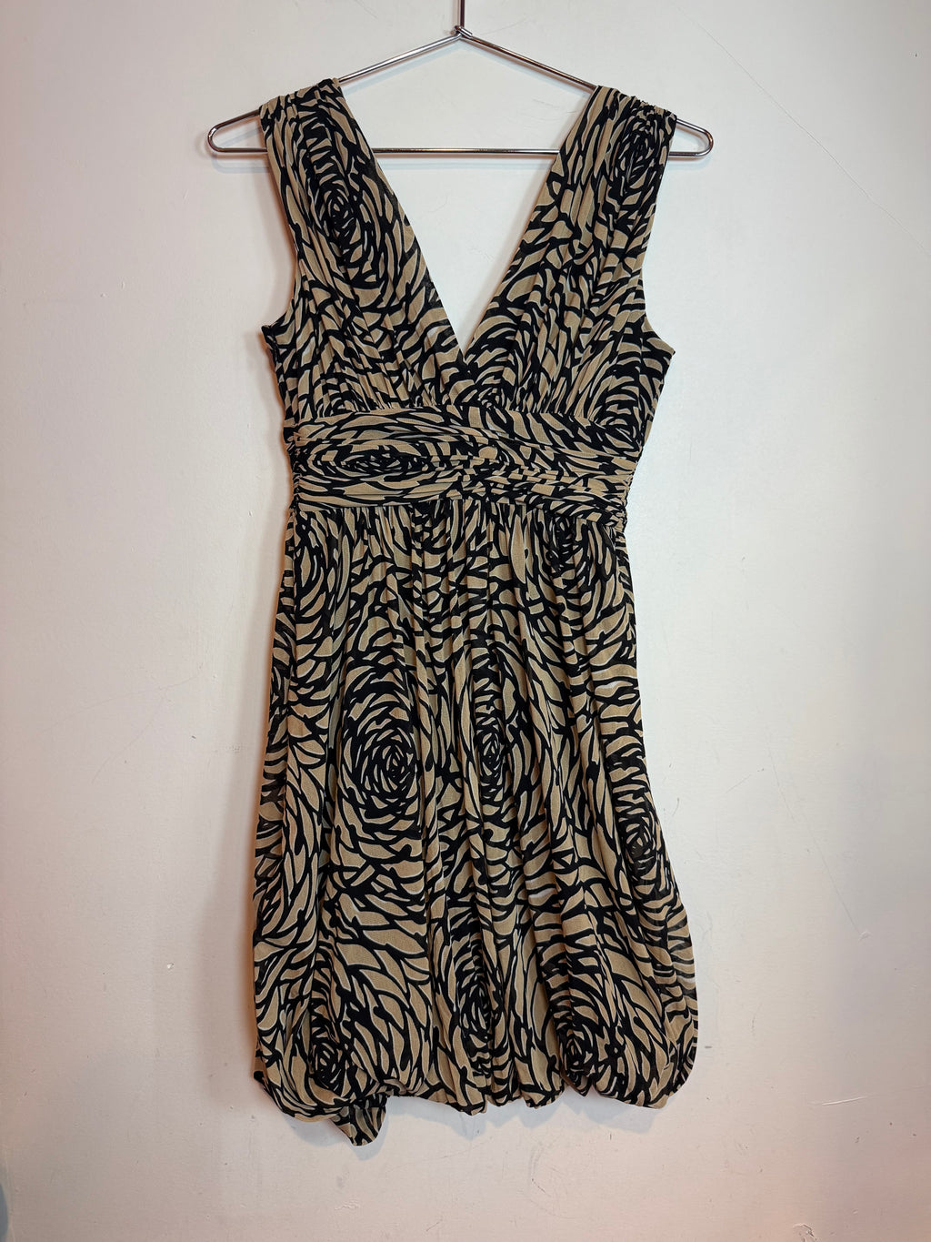 Vintage Vivienne Tam Tan Black Floral Swirl Print Sleeveless V-Neck Dress